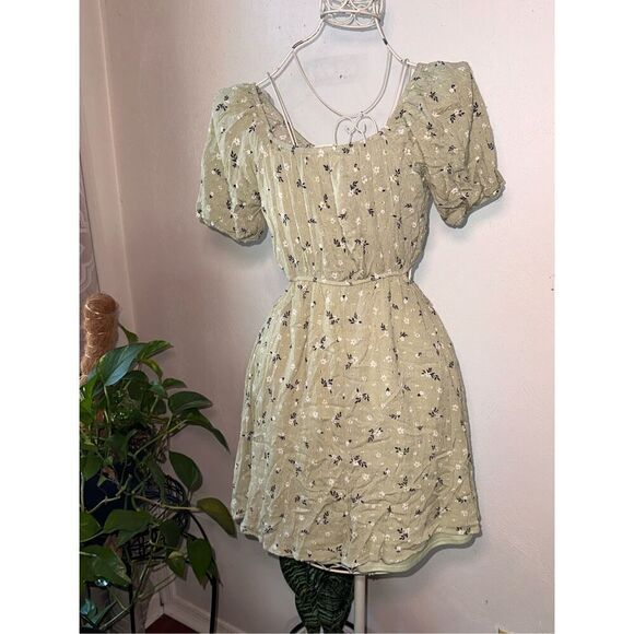 GREAT CONDITION altar'd state Mini Dress CUT OUT SIDES DESIGN Short Sleeve Flora - Picture 3 of 6